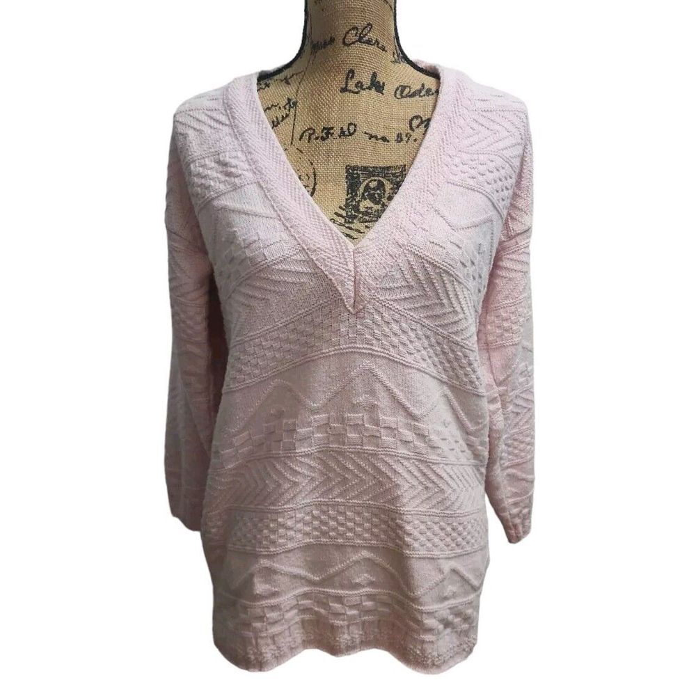 Chic Light Pink V-Neck Sweater for Women